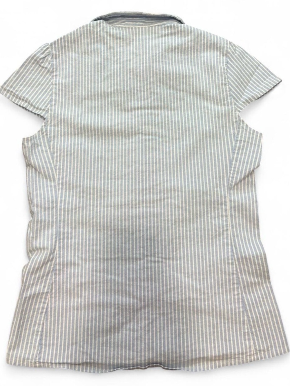 Brandy Melville Cotton Button up - Picture 3 of 4